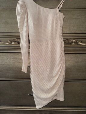 Guess One-Shoulder Shimmery Pale Blush Bodycon Dress